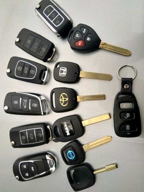 <span style="font-weight: bold;">Spare Car Keys&nbsp;&nbsp;</span>